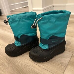 Columbia Kids' Teal and Black Winter Boots